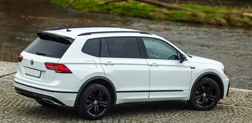 Volkswagen Tiguan Allspace cena 130800 przebieg: 150000, rok produkcji 2020 z Lubin małe 667